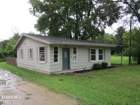 1124 W Main St, Thomson, IL 61285 photo 2
