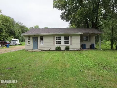 1124 W Main St, Thomson, IL 61285 photo 1