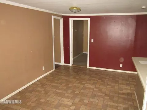 1124 W Main St, Thomson, IL 61285 photo 7