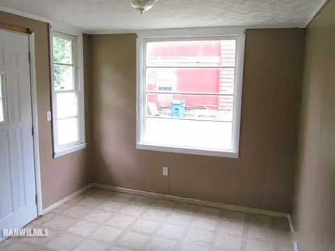 1124 W Main St, Thomson, IL 61285 photo 22
