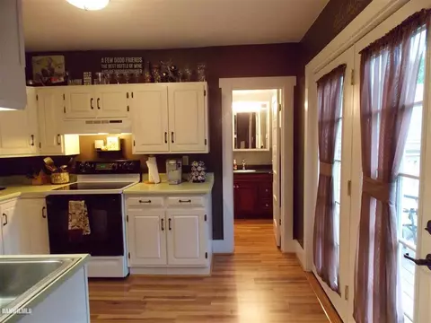111 3rd Ave, Forreston, IL 61030 photo 8
