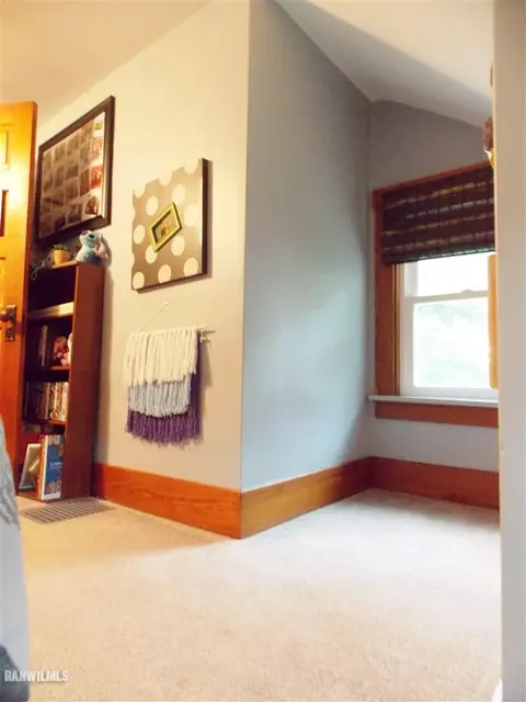 111 3rd Ave, Forreston, IL 61030 photo 11