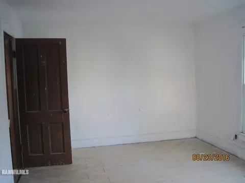 215 S Cherry Ave, Freeport, IL 61032 photo 10