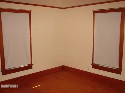 1124 S State Ave, Freeport, IL 61032 photo 20