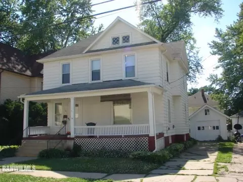 1124 S State Ave, Freeport, IL 61032 photo 1