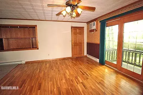974 Angle Rd, Freeport, IL 61032 photo 8