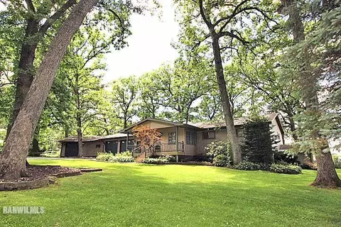 974 Angle Rd, Freeport, IL 61032 photo 1