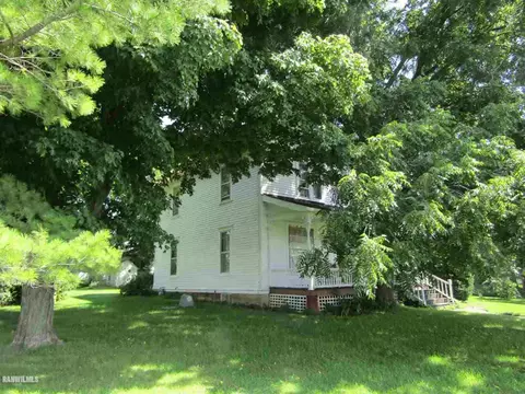 106 W 3rd, Ridott, IL 61067 photo 5