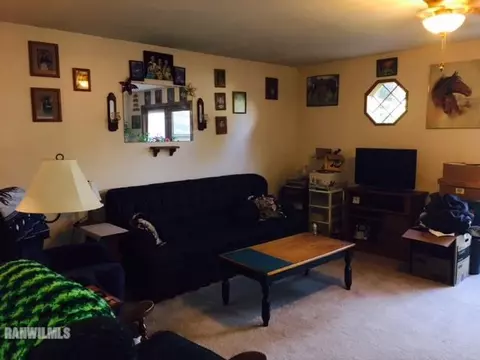 323 Calvert Ave, Chadwick, IL 61014 photo 11