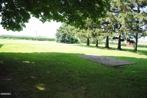 16 School St, Chadwick, IL 61014 photo 18