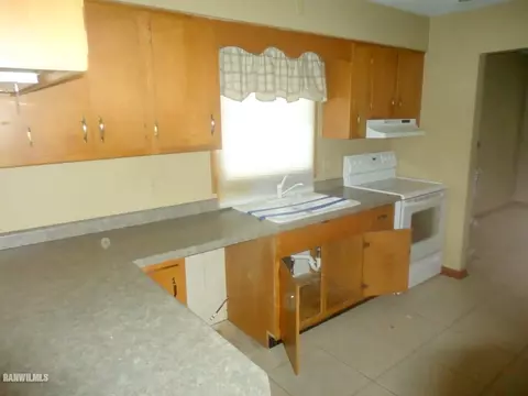 1837 N Ridge Dr, Freeport, IL 61032 photo 10