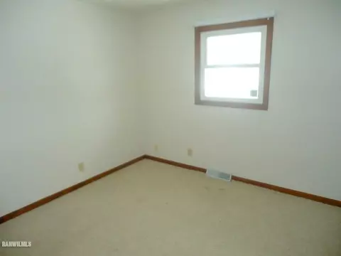 1837 N Ridge Dr, Freeport, IL 61032 photo 17