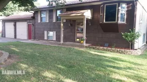 403 E Oregon St, Polo, IL 61064 photo 1