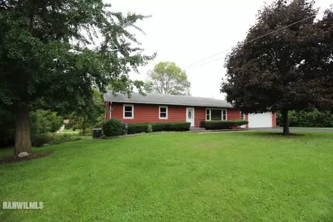 2418 Glenview Dr, Freeport, IL 61032 photo 20