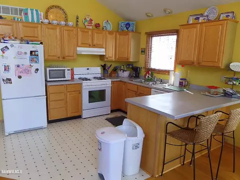 4-98 Beachcomber Ln, Lanark, IL 61046 photo 3