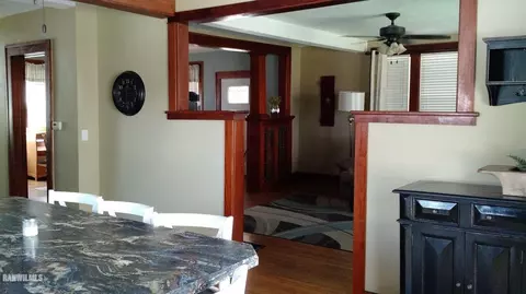 205 Washington, Ridott, IL 61067 photo 4