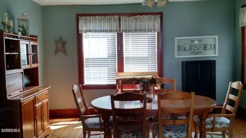 205 Washington, Ridott, IL 61067 photo 6