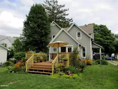 310 S Burns St, Lanark, IL 61046 photo 3