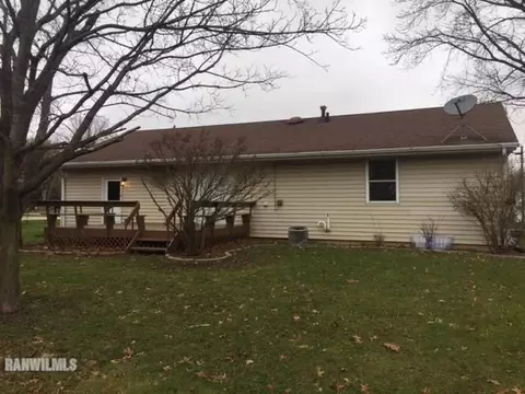 509 E Washington St, Durand, IL 61024 photo 10