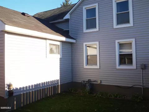 105 N Oak Ave, Forreston, IL 61030 photo 7