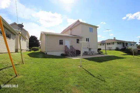 734 W Ringold St, Freeport, IL 61032 photo 23