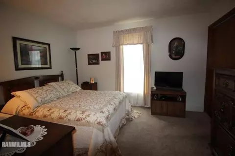 734 W Ringold St, Freeport, IL 61032 photo 15
