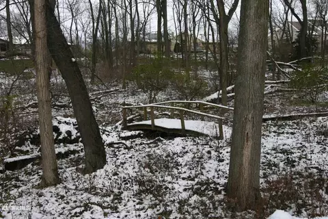12417 N Gate Rd, Roscoe, IL 61073 photo 4