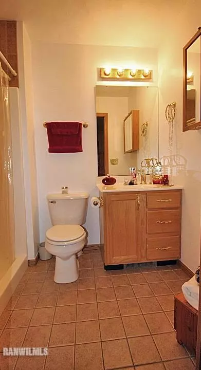 1760 W Apache Trl, Freeport, IL 61032 photo 17