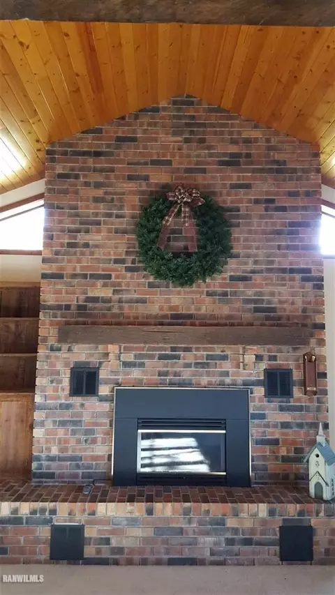 22145 Telegraph Rd, Chadwick, IL 61014 photo 8