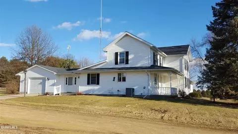 22145 Telegraph Rd, Chadwick, IL 61014 photo 2