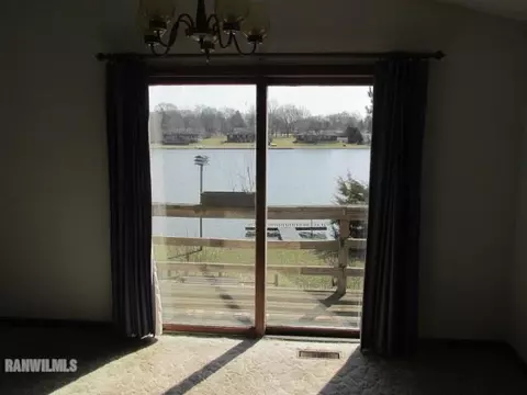 2329 Mallard Dr, Freeport, IL 61032 photo 9