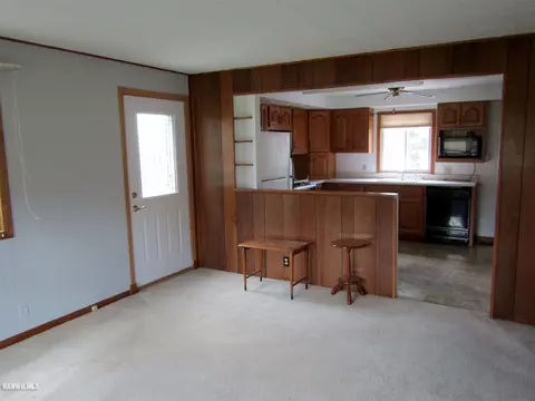 106 Cardinal Ct, Mount Carroll, IL 61053 photo 10