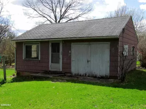 106 Cardinal Ct, Mount Carroll, IL 61053 photo 5