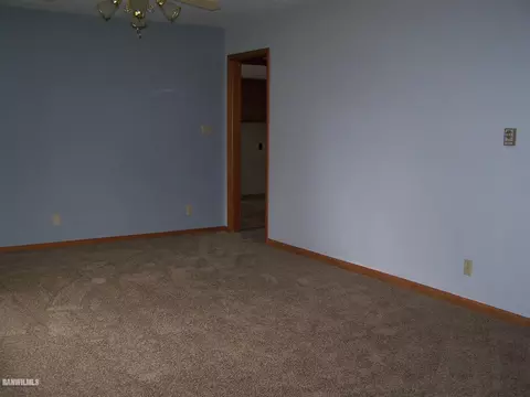 235 Parker Ct, Lanark, IL 61046 photo 6