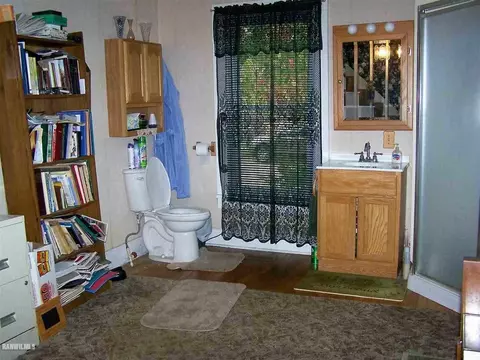 128 W Locust St, Lanark, IL 61046 photo 9
