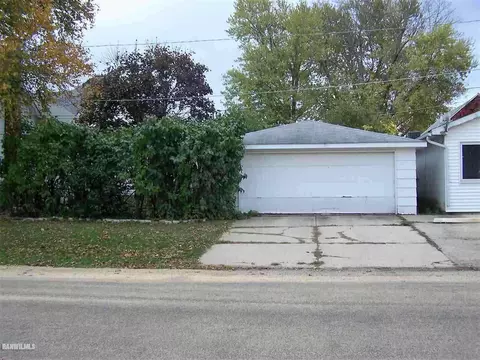 128 W Locust St, Lanark, IL 61046 photo 17