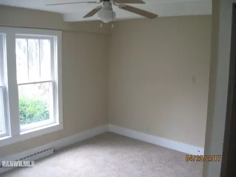 205 E Mason St, Lena, IL 61048 photo 8
