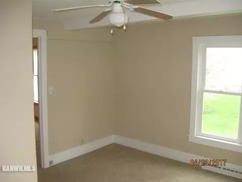 205 E Mason St, Lena, IL 61048 photo 7