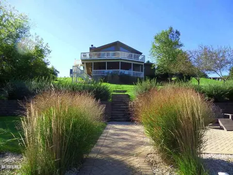 4-104 Beachcomber Ln, Lanark, IL 61046 photo 1