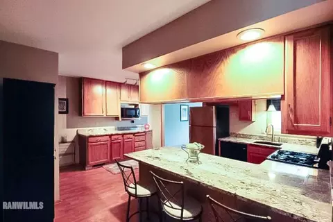 1821 N Ridge Dr, Freeport, IL 61032 photo 9