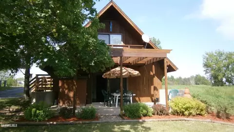 5-246 Heathcliff Dr, Lanark, IL 61046 photo 4