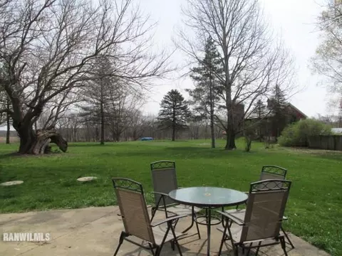 809 S Bolton Rd, Freeport, IL 61032 photo 18