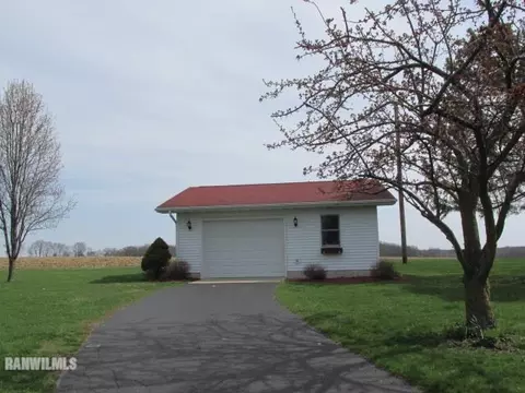 809 S Bolton Rd, Freeport, IL 61032 photo 16