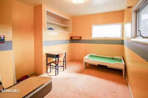 908 S 17th Ave, Freeport, IL 61032 photo 16