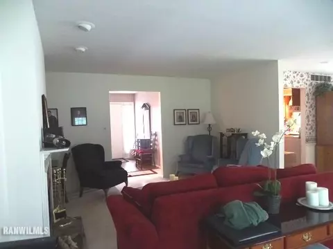 1211 Sullivan Dr, Freeport, IL 61032 photo 7