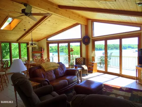 5-214 Heathcliff, Lanark, IL 61046 photo 3