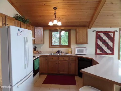 5-214 Heathcliff, Lanark, IL 61046 photo 8