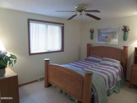5-214 Heathcliff, Lanark, IL 61046 photo 13
