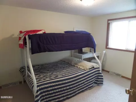 5-214 Heathcliff, Lanark, IL 61046 photo 14