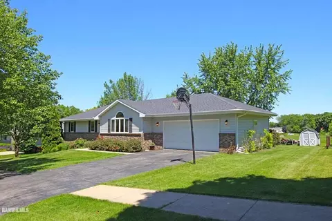 2114 Cimarron Dr, Freeport, IL 61032 photo 24